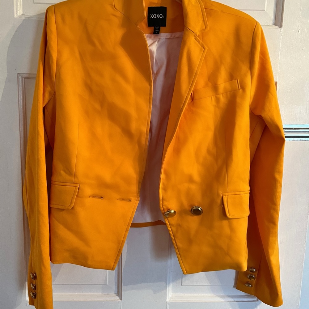 XOXO blazer in perfect condition